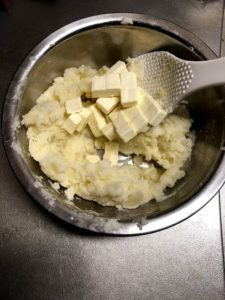 角切りのクリームチーズ